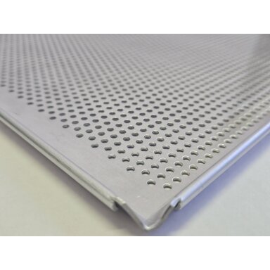 Perforuota aliuminio skarda 40x30 CM (1cm kraštai)